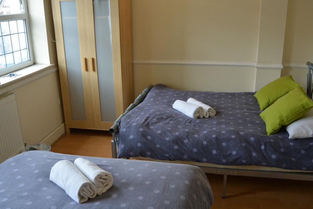 Brick Lane Apartment Guesthouse Лондон Стая снимка