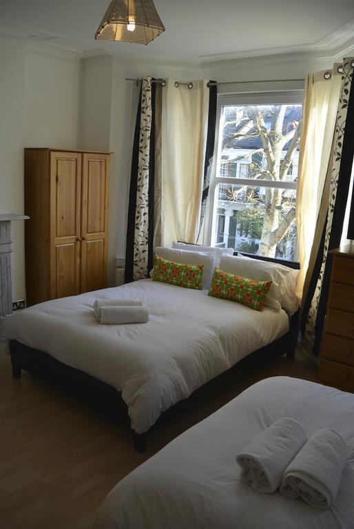 Brick Lane Apartment Guesthouse Лондон Стая снимка
